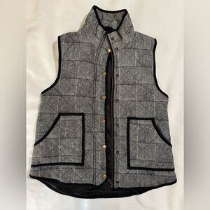 Blue Rain Houndstooth Quilted Vest with Black Trim